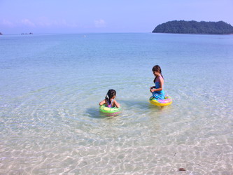 swimmimg phayam