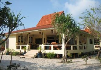 bar at buffalo bay phayam